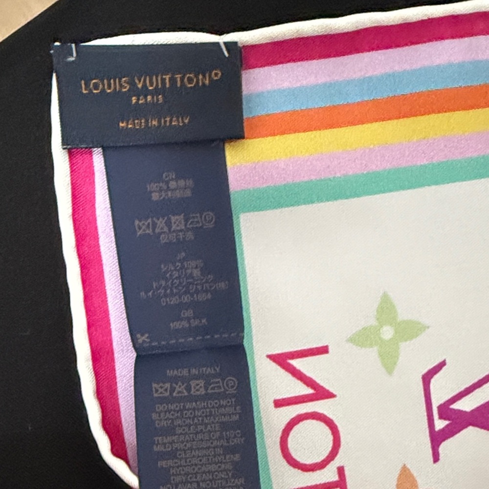 Louis Vuitton Multicolor Monogram Scarf - Picture 4 of 6